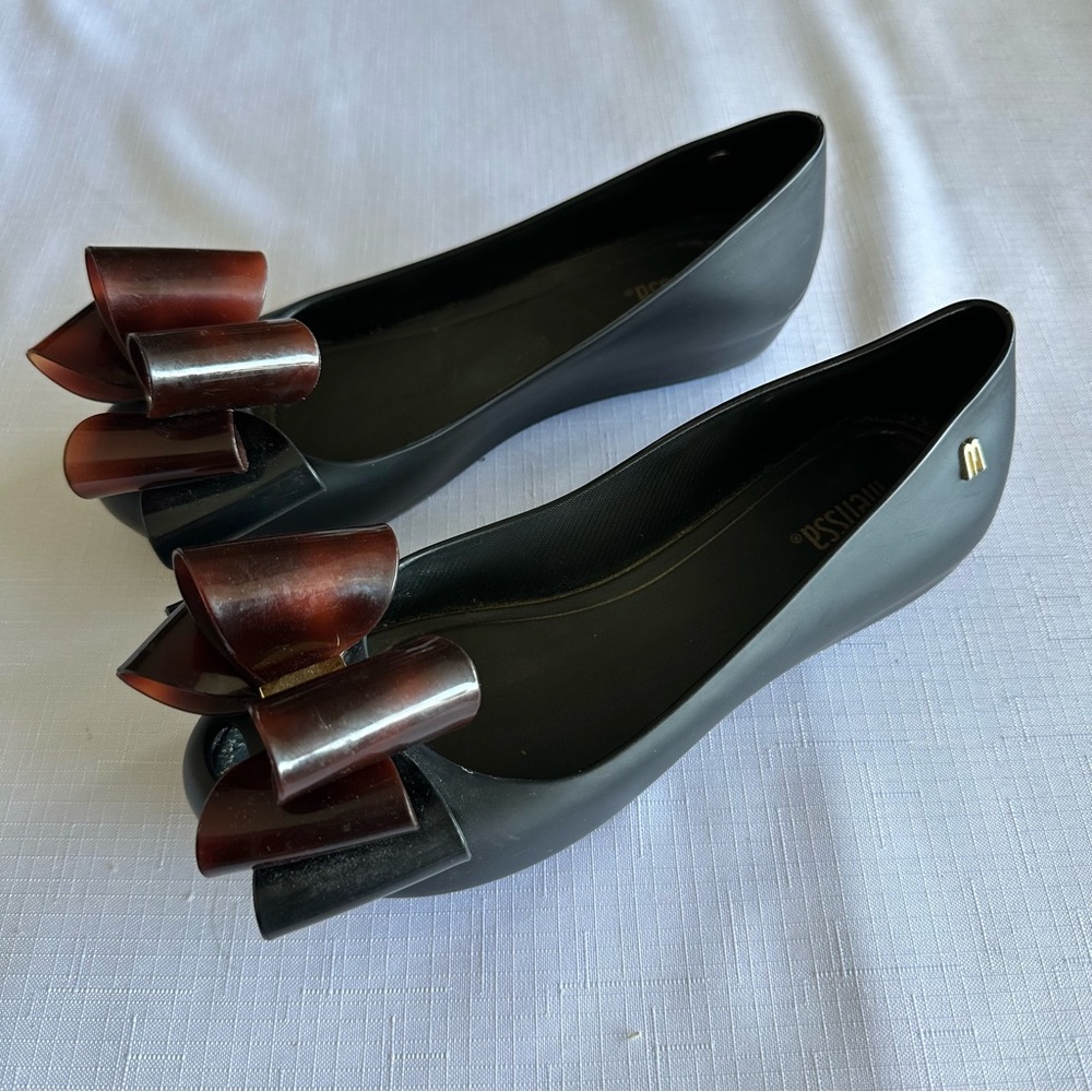 Melissa black ballet flat tortoise shell bow shoes 6.5